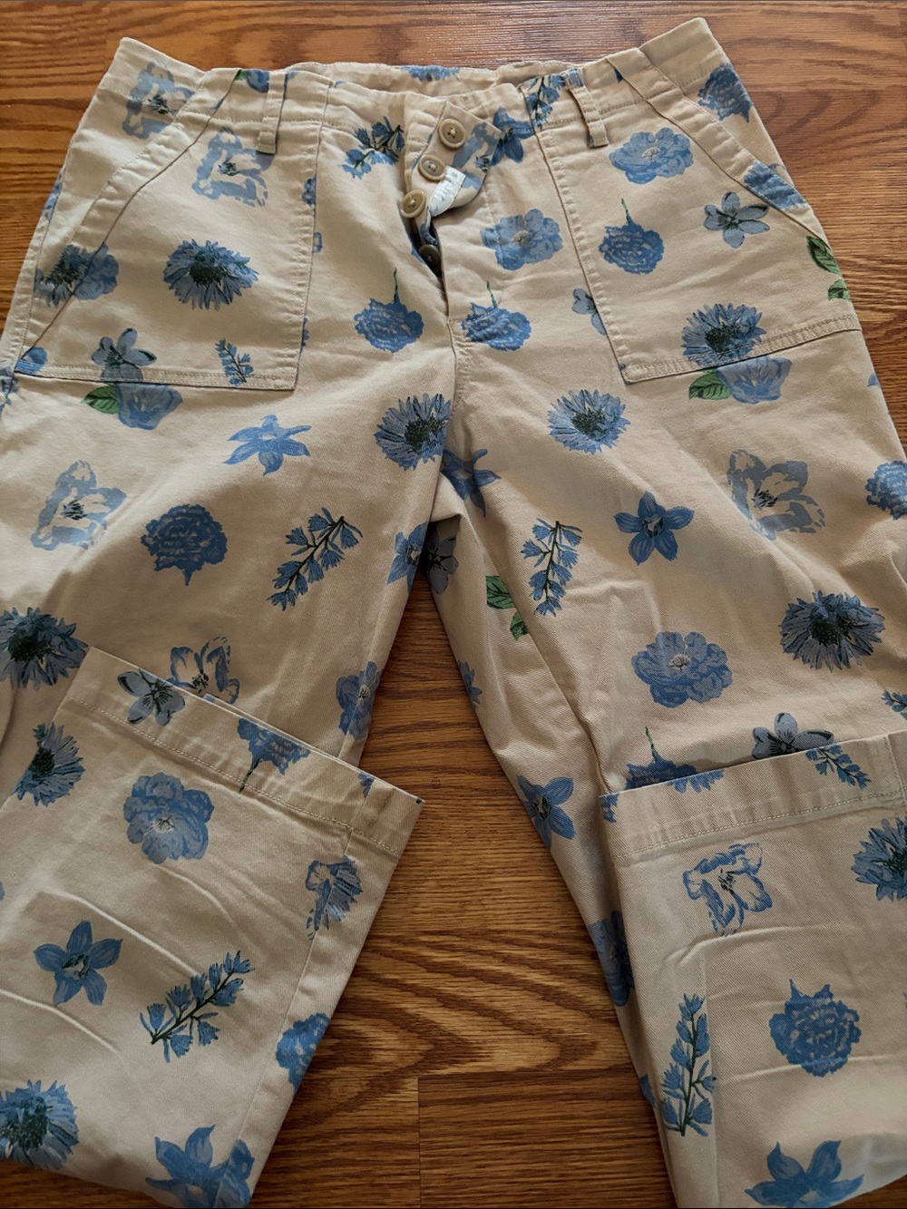 Lucky Brand Beige Chinos with Blue Floral Print